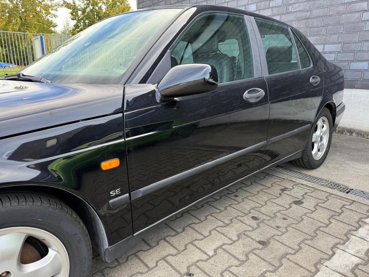 Saab 9-5 original Tür vorn links 170 schwarz Rohbau BJ99